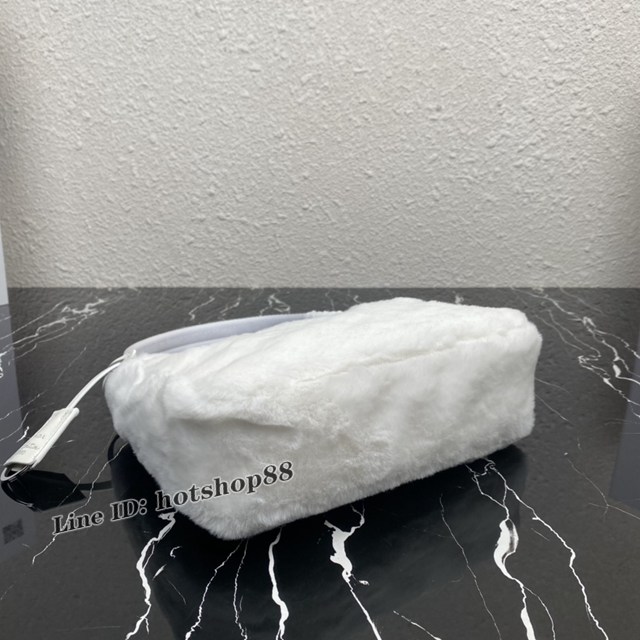 Prada專櫃新款Hobo毛毛包 1NE515 普拉達秋冬毛毛腋下包 csp1469